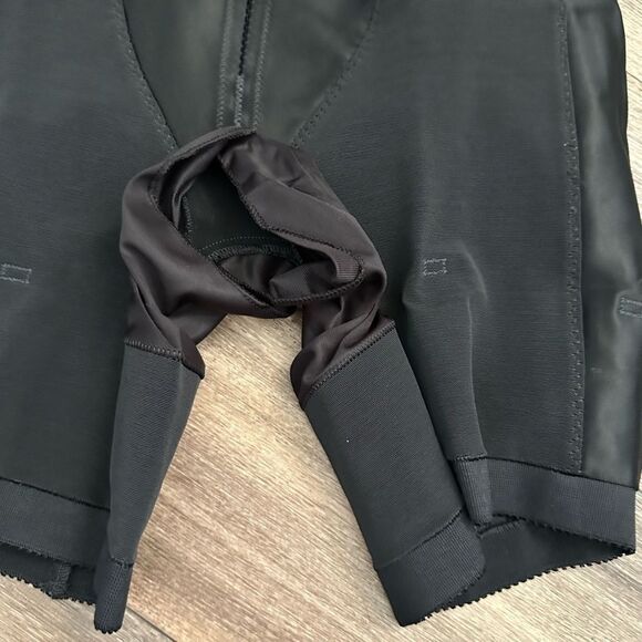 Figurettes vintage girdle size B black with 3 garter long leg open crotch - Picture 5 of 14